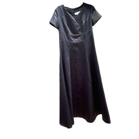 Southeastern Apparel Performance Leggiero  dress Sizes  8 & 12 long black choral - Picture 6 of 16